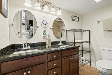 Copropriété à vendre à Daytona Beach Shores, Floride: 2 chambres, 99.59 m2 № 2239753 - photo 16