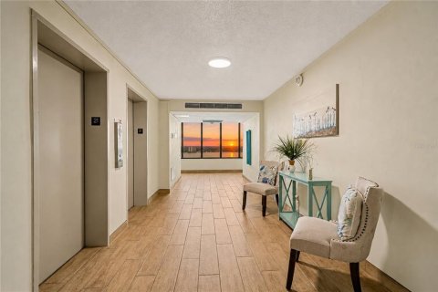 Copropriété à vendre à Daytona Beach Shores, Floride: 2 chambres, 99.59 m2 № 2239753 - photo 29