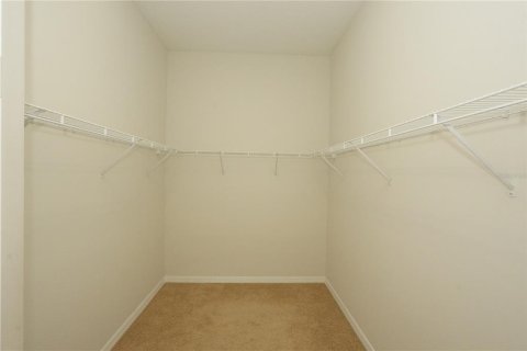 Villa ou maison à vendre à Orlando, Floride: 4 chambres, 234.39 m2 № 2400091 - photo 12