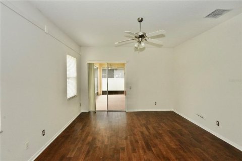 Villa ou maison à vendre à Orlando, Floride: 4 chambres, 234.39 m2 № 2400091 - photo 10