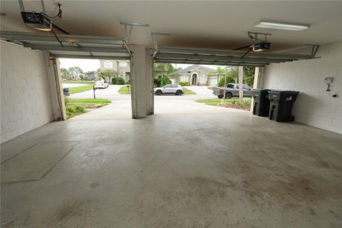Villa ou maison à vendre à Orlando, Floride: 4 chambres, 234.39 m2 № 2400091 - photo 21