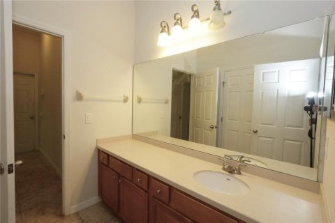 Villa ou maison à vendre à Orlando, Floride: 4 chambres, 234.39 m2 № 2400091 - photo 15