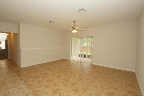 Villa ou maison à vendre à Orlando, Floride: 4 chambres, 234.39 m2 № 2400091 - photo 8