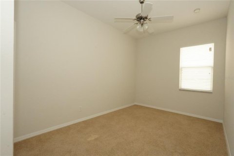 Villa ou maison à vendre à Orlando, Floride: 4 chambres, 234.39 m2 № 2400091 - photo 17