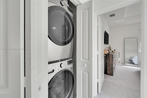 Купить таунхаус в Хомстед, Флорида 3 спальни, 153.1м2, № 2081569 - фото 24