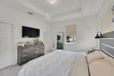 Купить таунхаус в Хомстед, Флорида 3 спальни, 153.1м2, № 2081569 - фото 21