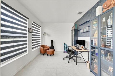 Купить таунхаус в Хомстед, Флорида 3 спальни, 153.1м2, № 2081569 - фото 6