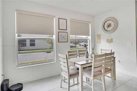 Купить таунхаус в Хомстед, Флорида 3 спальни, 153.1м2, № 2081569 - фото 18