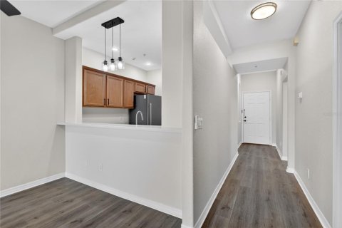 Condo in Bradenton, Florida, 2 bedrooms № 2203614 - photo 13