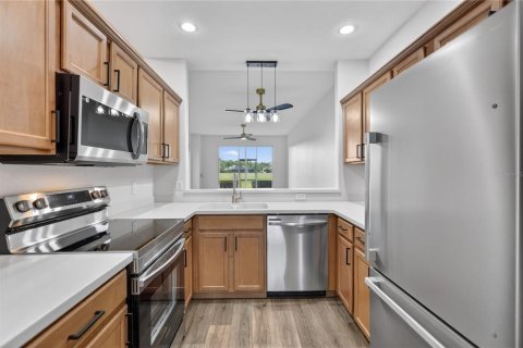 Condo in Bradenton, Florida, 2 bedrooms № 2203614 - photo 17