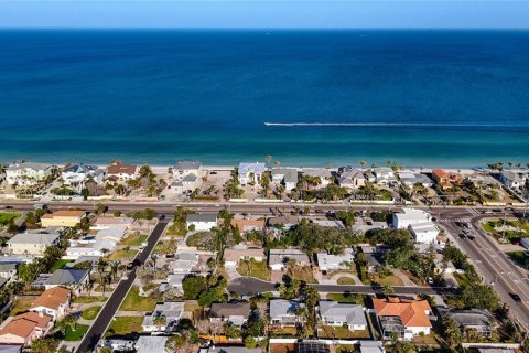 Casa en venta en Belleair Beach, Florida, 3 dormitorios, 173.08 m2 № 1657204 - foto 7