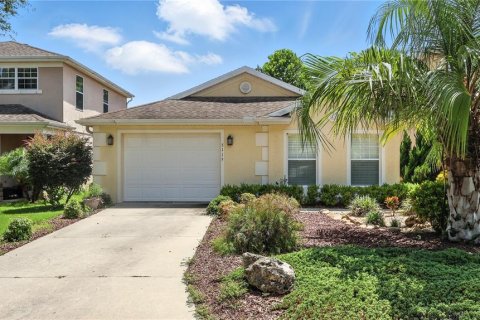 Casa en venta en Oxford, Florida, 3 dormitorios, 124.67 m2 № 1816008 - foto 1