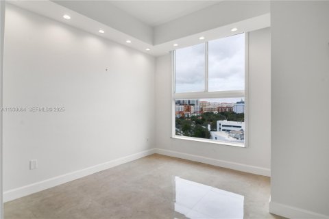 Condominio en venta en Miami, Florida, 2 dormitorios, 113.25 m2 № 1989689 - foto 18