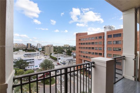 Condominio en venta en Miami, Florida, 2 dormitorios, 113.25 m2 № 1989689 - foto 13