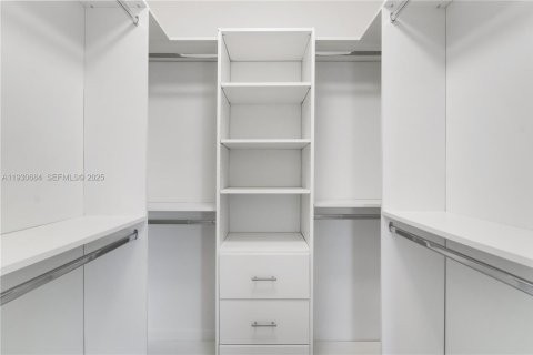 Condominio en venta en Miami, Florida, 2 dormitorios, 113.25 m2 № 1989689 - foto 22