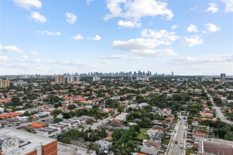 Condominio en venta en Miami, Florida, 2 dormitorios, 113.25 m2 № 1989689 - foto 30