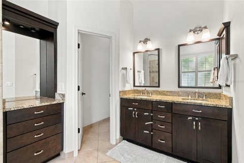 Villa ou maison à vendre à Tampa, Floride: 5 chambres, 267.65 m2 № 2395660 - photo 25