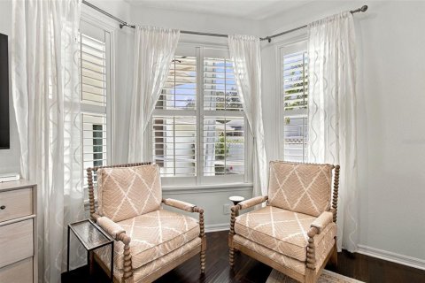 Villa ou maison à vendre à Tampa, Floride: 5 chambres, 267.65 m2 № 2395660 - photo 24