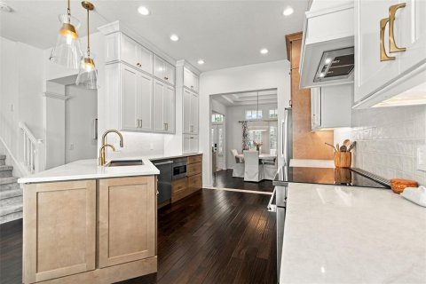 Villa ou maison à vendre à Tampa, Floride: 5 chambres, 267.65 m2 № 2395660 - photo 16