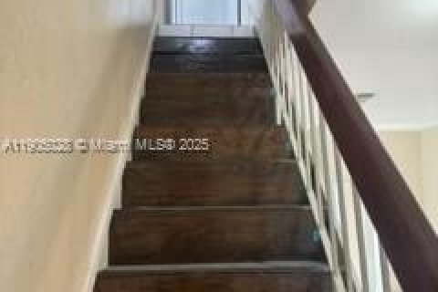 Снять в аренду кондоминиум в Хайалиа, Флорида 2 спальни, 82.13м2, № 1956355 - фото 7