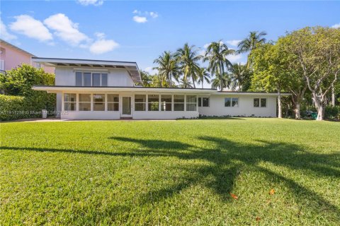 Villa ou maison à louer à Key Biscayne, Floride: 7 chambres, 361.39 m2 № 1970281 - photo 20