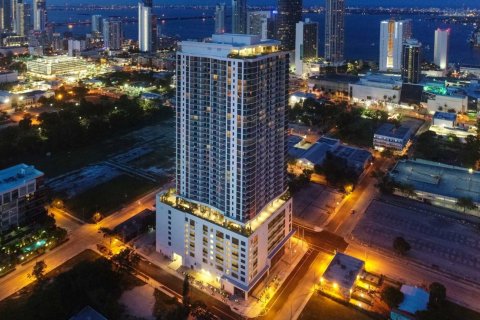 Apartment in CANVAS CONDO in Palm Beach, Florida 2 bedrooms, 97 sq.m. № 32657 - photo 1