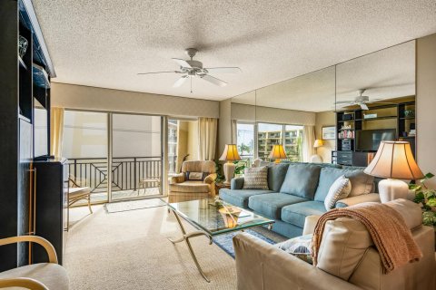 Copropriété à vendre à Vero Beach, Floride: 2 chambres, 100.33 m2 № 2087528 - photo 3