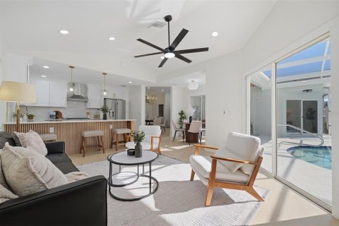Villa ou maison à vendre à Tarpon Springs, Floride: 3 chambres, 157.75 m2 № 2416793 - photo 6