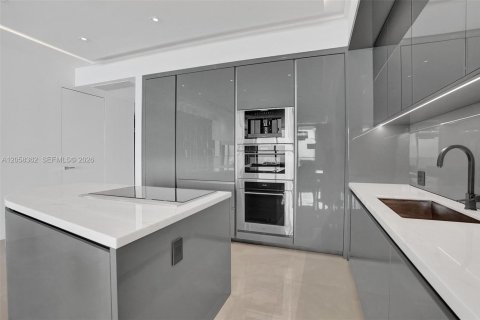 Copropriété à louer à Sunny Isles Beach, Floride: 3 chambres, 229.28 m2 № 2249009 - photo 21