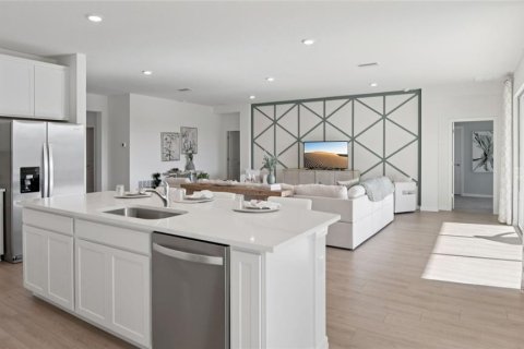 House in Ocala, Florida 4 bedrooms, 237.64 sq.m. № 2116688 - photo 6