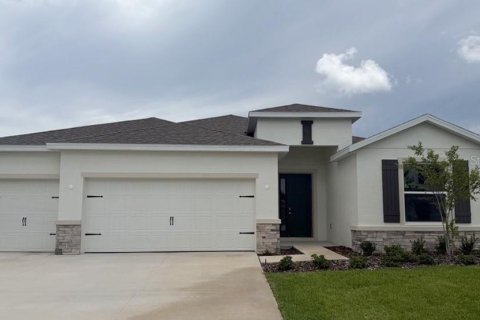 Casa en Ocala, Florida 4 dormitorios, 237.64 m2 № 2116688