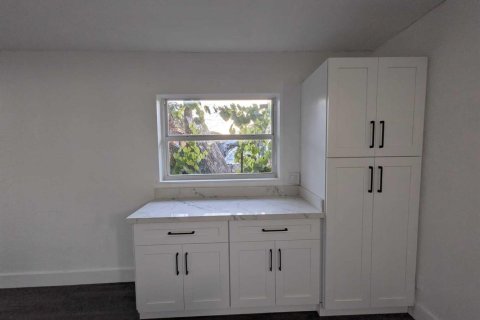 Villa ou maison à vendre à Pompano Beach, Floride: 3 chambres, 142.14 m2 № 2087051 - photo 11