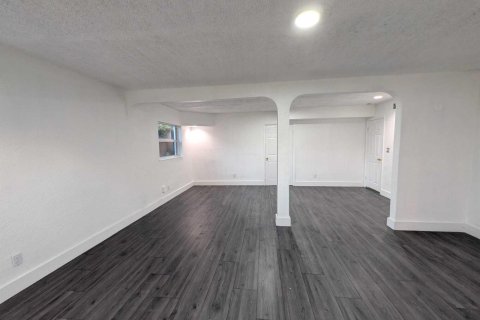 Villa ou maison à vendre à Pompano Beach, Floride: 3 chambres, 142.14 m2 № 2087051 - photo 18