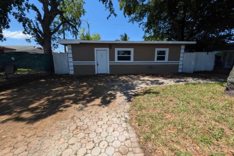 Villa ou maison à Pompano Beach, Floride 3 chambres, 142.14 m2 № 2087051