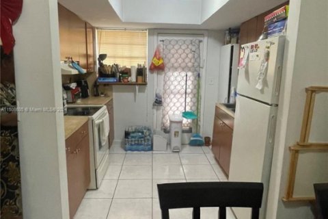 Condominio en venta en North Miami, Florida, 2 dormitorios, 116.13 m2 № 1867597 - foto 5