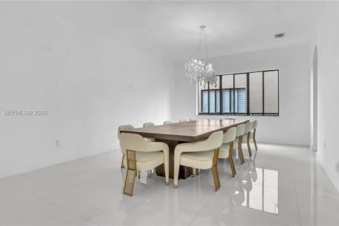Casa en alquiler en Cutler Bay, Florida, 5 dormitorios, 438.22 m2 № 2032157 - foto 10