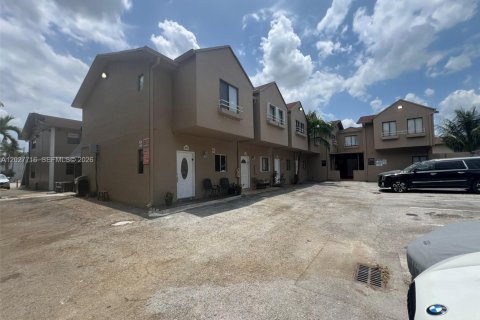 Condo in Hialeah, Florida, 2 bedrooms  № 2088311