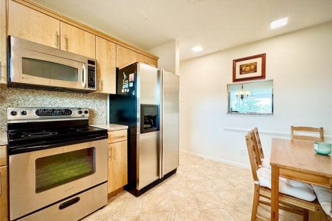 Купить кондоминиум в Санрайз, Флорида 2 спальни, 112.69м2, № 2002902 - фото 11