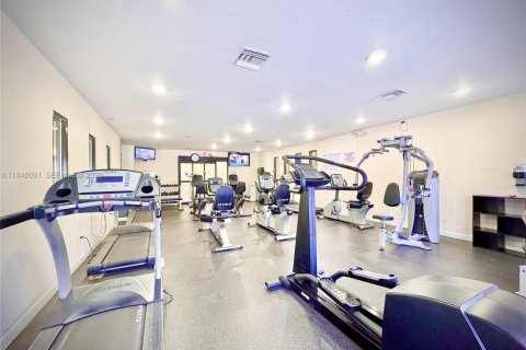 Купить кондоминиум в Санрайз, Флорида 2 спальни, 112.69м2, № 2002902 - фото 25