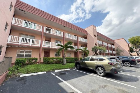 Купить кондоминиум в Санрайз, Флорида 2 спальни, 112.69м2, № 2002902 - фото 27