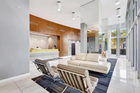 Condo in West Palm Beach, Florida, 1 bedroom № 2077711 - photo 17