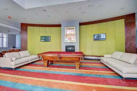 Condo in West Palm Beach, Florida, 1 bedroom № 2077711 - photo 6