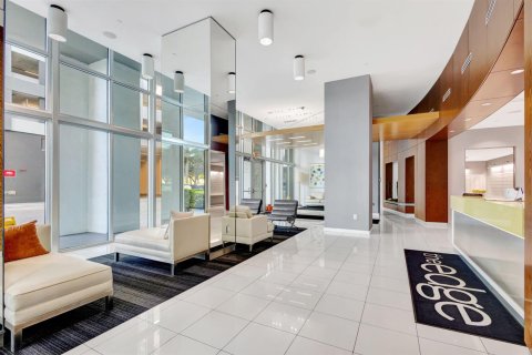Condo in West Palm Beach, Florida, 1 bedroom № 2077711 - photo 15