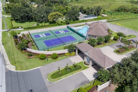House in Lakeland, Florida 4 bedrooms, 342.34 sq.m. № 1913369 - photo 5
