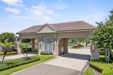 House in Lakeland, Florida 4 bedrooms, 342.34 sq.m. № 1913369 - photo 4