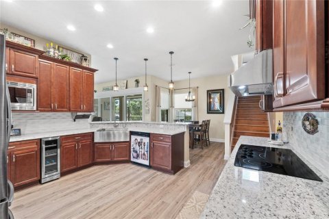 House in Lakeland, Florida 4 bedrooms, 342.34 sq.m. № 1913369 - photo 21