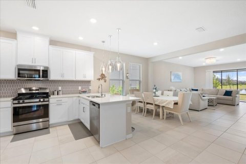 Casa en alquiler en Bradenton, Florida, 4 dormitorios, 272.3 m2 № 1913931 - foto 9