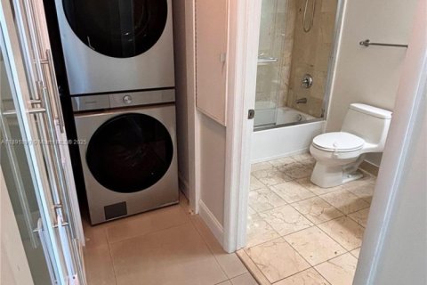 Купить кондоминиум в Авентура, Флорида 2 спальни, 115.29м2, № 2186031 - фото 15
