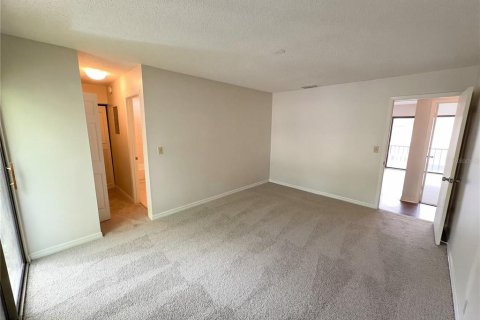 Condo in Winter Springs, Florida, 3 bedrooms  № 2114577 - photo 11