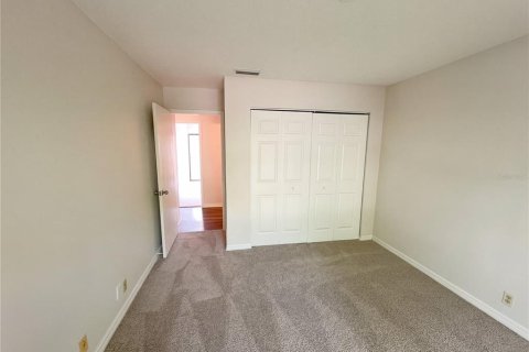 Condo in Winter Springs, Florida, 3 bedrooms  № 2114577 - photo 15